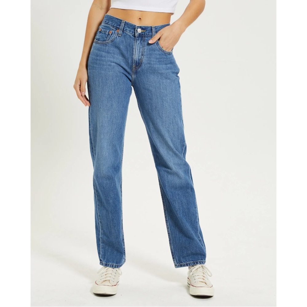 Levi’s Low Pro Straight Leg Straight Leg Jeans in Charlie Finsta Medium Wash NEW